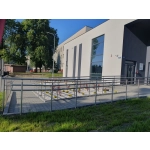 Balustrady podjazdów dla wózków